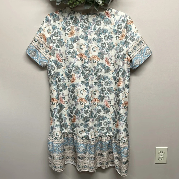 Bundle Box of Dresses Sweater Tops Pants Skirt Size MEDIUM - Picture 3 of 16